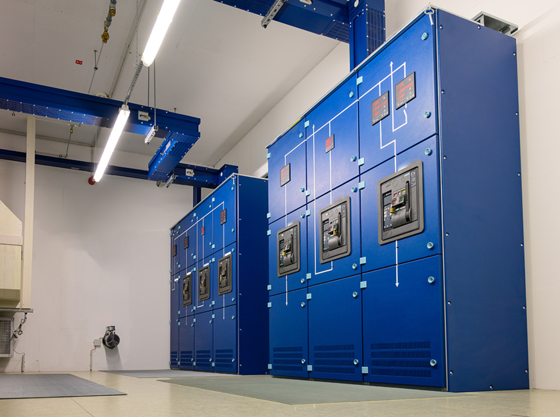 Mittel&shy;spannungs&shy;anlagen bei Muster Elektro in Musterstadt